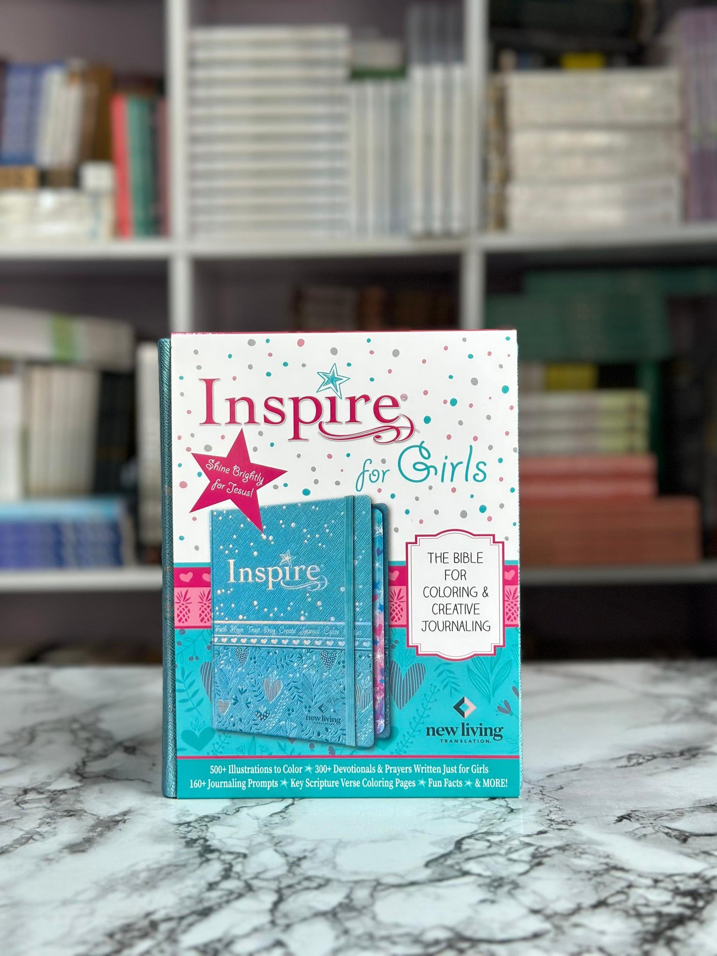 NLT Inspire Bible for Girls (LeatherLike, Blue): The Bible for Journaling and Colouring and Creative Journaling.