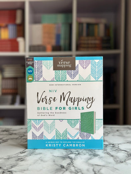 NIV, Verse Mapping Bible for Girls, Leathersoft, Teal, Comfort Print: Gathering the Goodness of God's Word