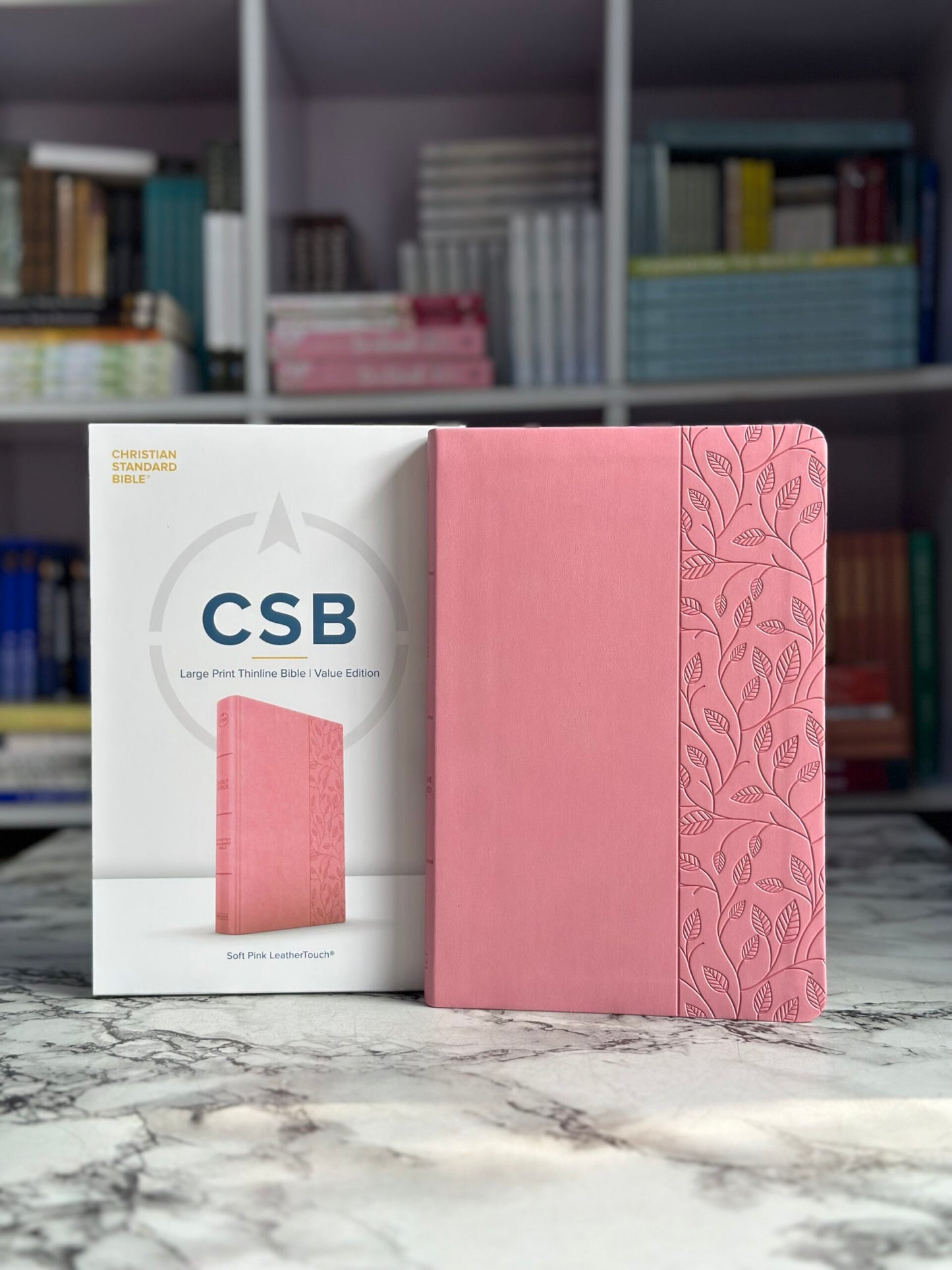 CSB Large Print Thinline Bible, Value Edition, Soft Pink LeatherTouch