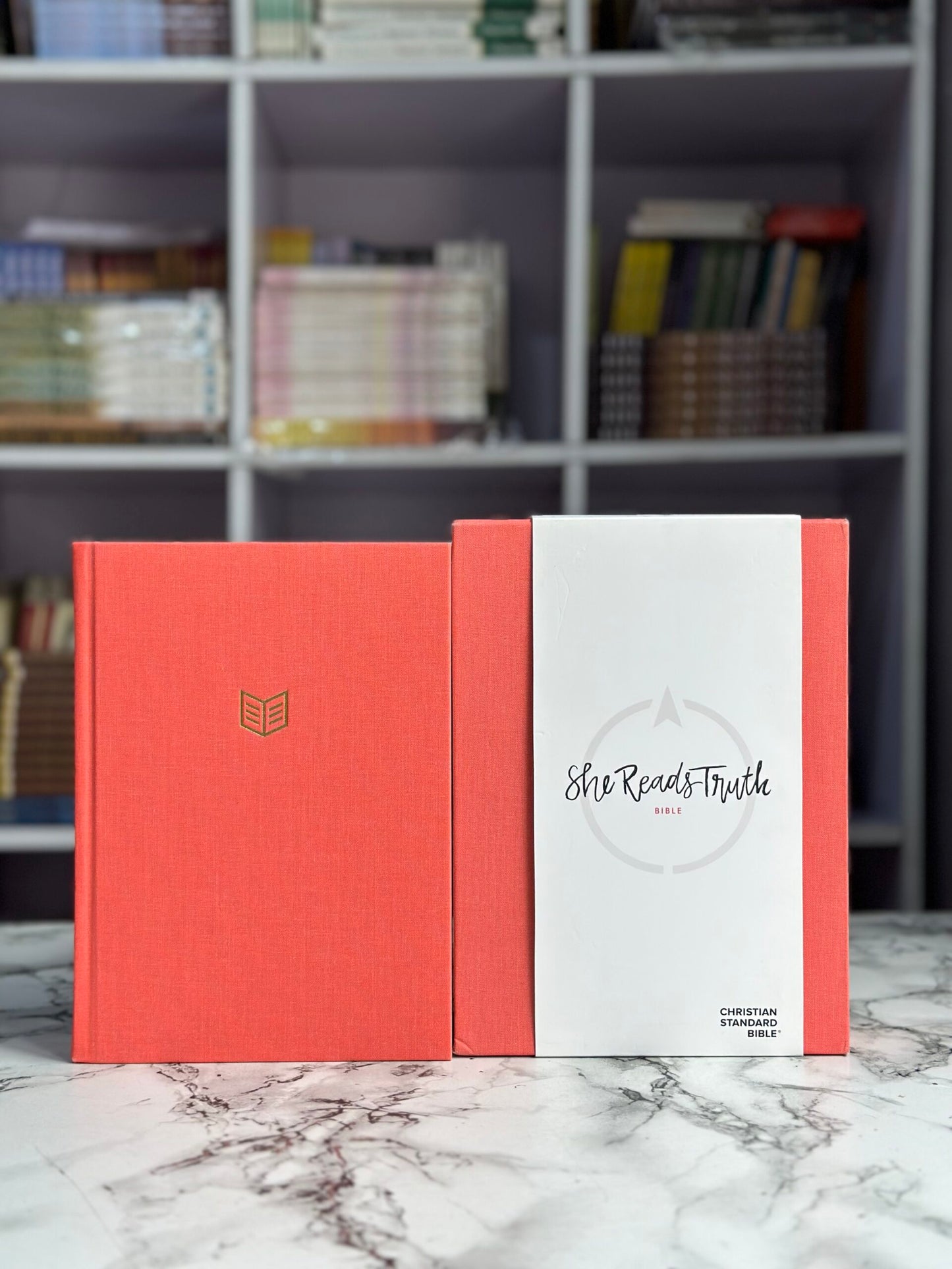 CSB She Reads Truth Bible, Poppy Linen Cloth Over Board