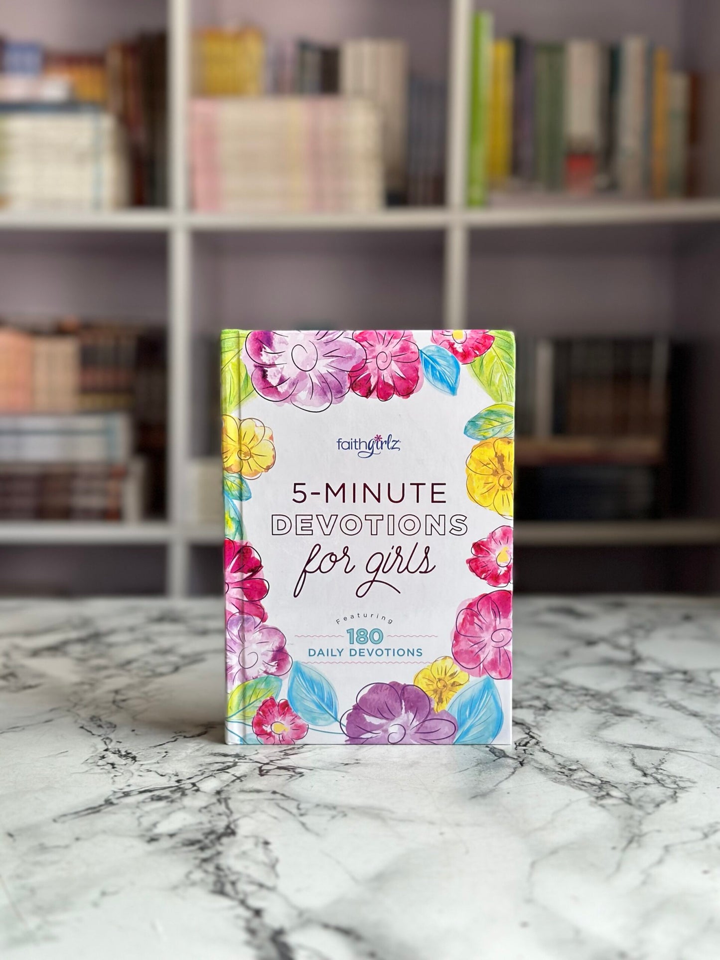 5-Minute Devotions for Girls: Featuring 180 Daily Devotions