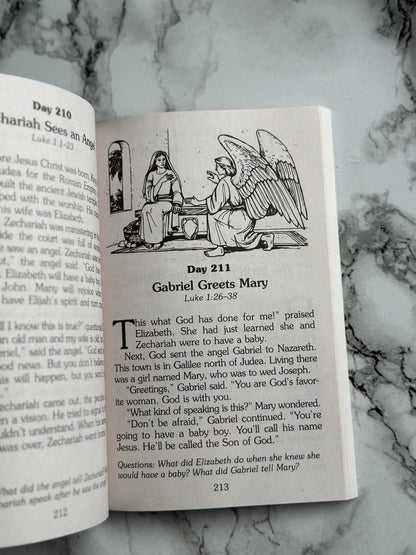 365 Read Aloud Bedtime Stories
